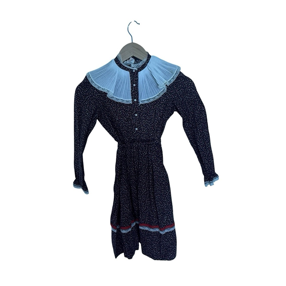 Vintage Ruth of Carolina Dress Girls Size 8 blue Flowers & White Lace